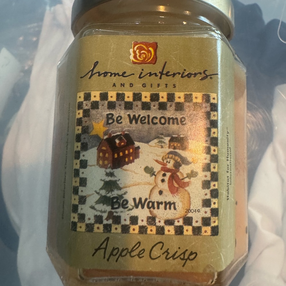Vintage Home Interiors Apple Crisp Candle with Snowman and Cabin